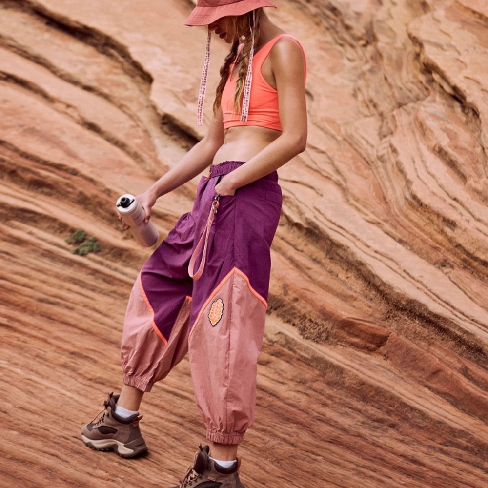 NWT Free People Women's FP Movement Free Throw Pants. Size Medium. - Picture 4 of 10